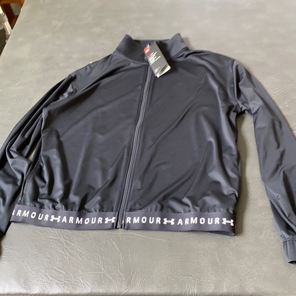 Under Armour Jackets & Blazers - Under Armour zip up jacket